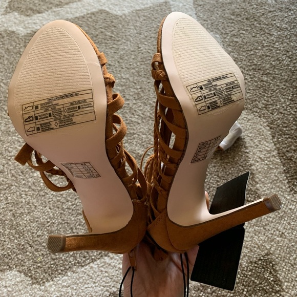 F21 brown lace up sandals - Picture 5 of 6